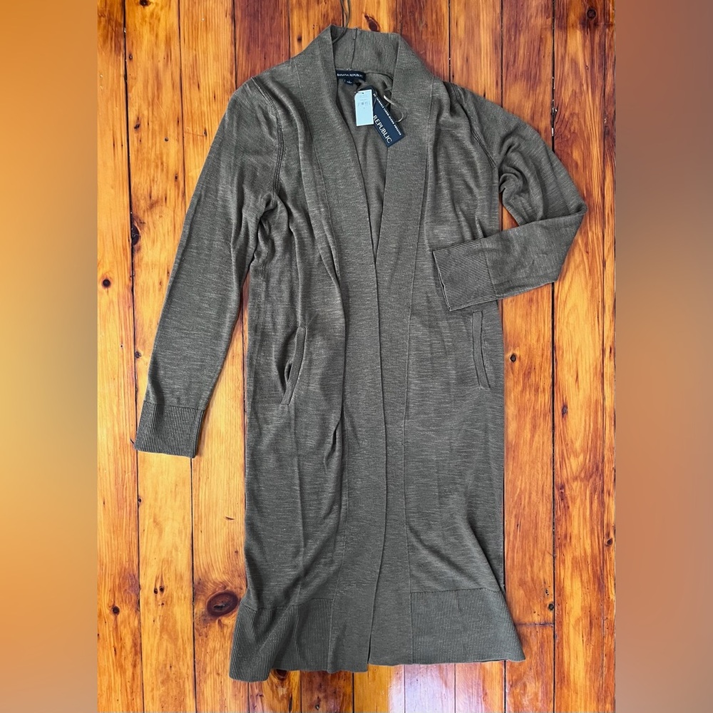 NWT Banana Republic Cardigan